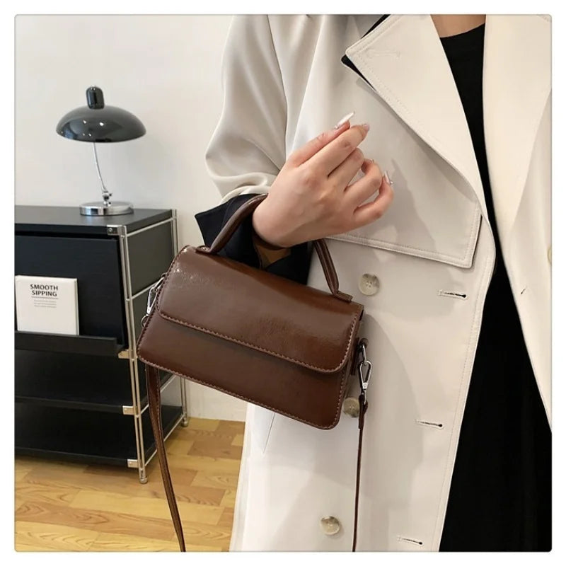 Albeux™ Vintage Structured Flap Mini Bag | Retro Top-Handle Crossbody Bag for Women