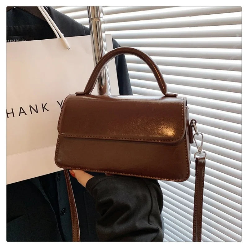 Albeux™ Vintage Structured Flap Mini Bag | Retro Top-Handle Crossbody Bag for Women