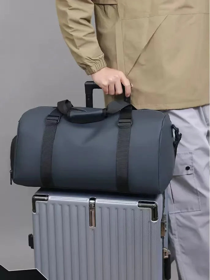 Albeux™ Modern Minimalist Gym Duffle Bag | Waterproof Lightweight Travel Holdall